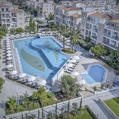 Elysia Park Apartman
